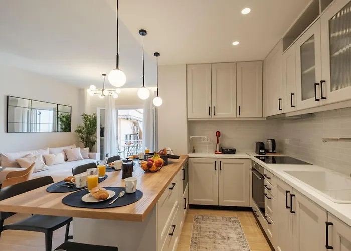 Chic Corfu Town By Marietta Apartmán *