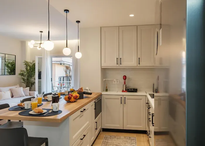 Chic Corfu Town By Marietta 아파트 *