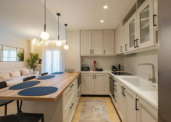 Chic Corfu Town By Marietta 아파트 *